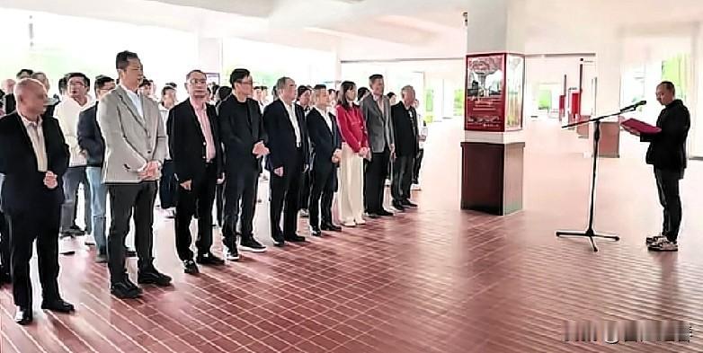 晋江东石黄秀经家族向东石侨声中学捐赠100万元，支持侨声中学的教育事业！