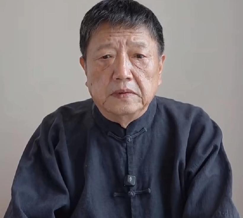 72岁秦焰走了，圈里人一边点蜡烛一边说“太突然”，但把时间往回倒，有些账其实早就