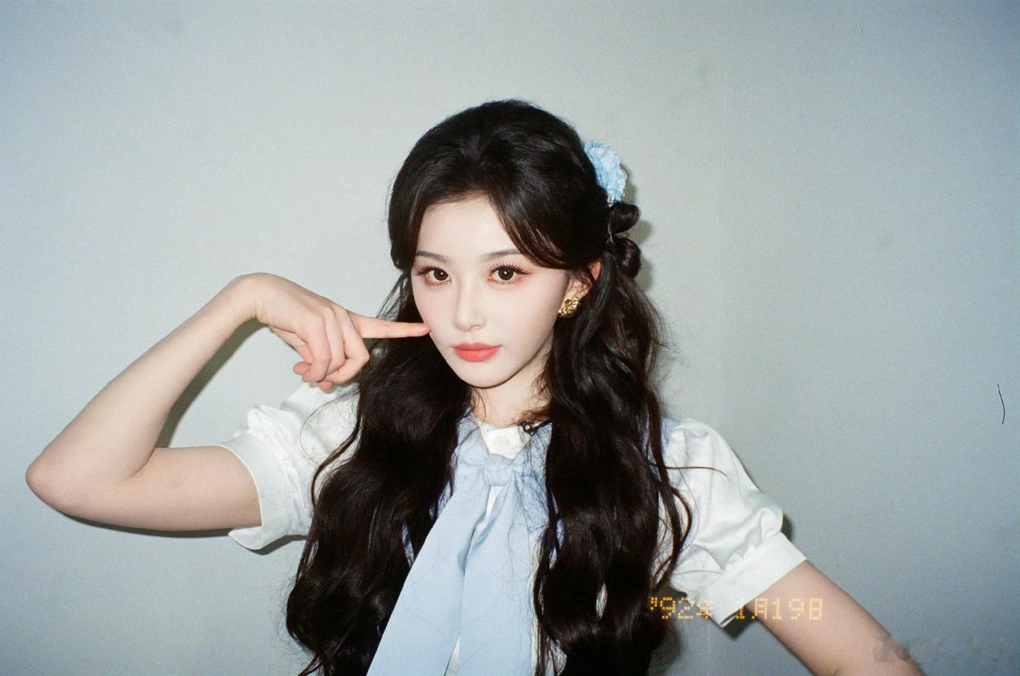 你好星期六收视15连冠下次还请孔雪儿邓凯来好不好，我们都爱看！！继续保持收视冠军