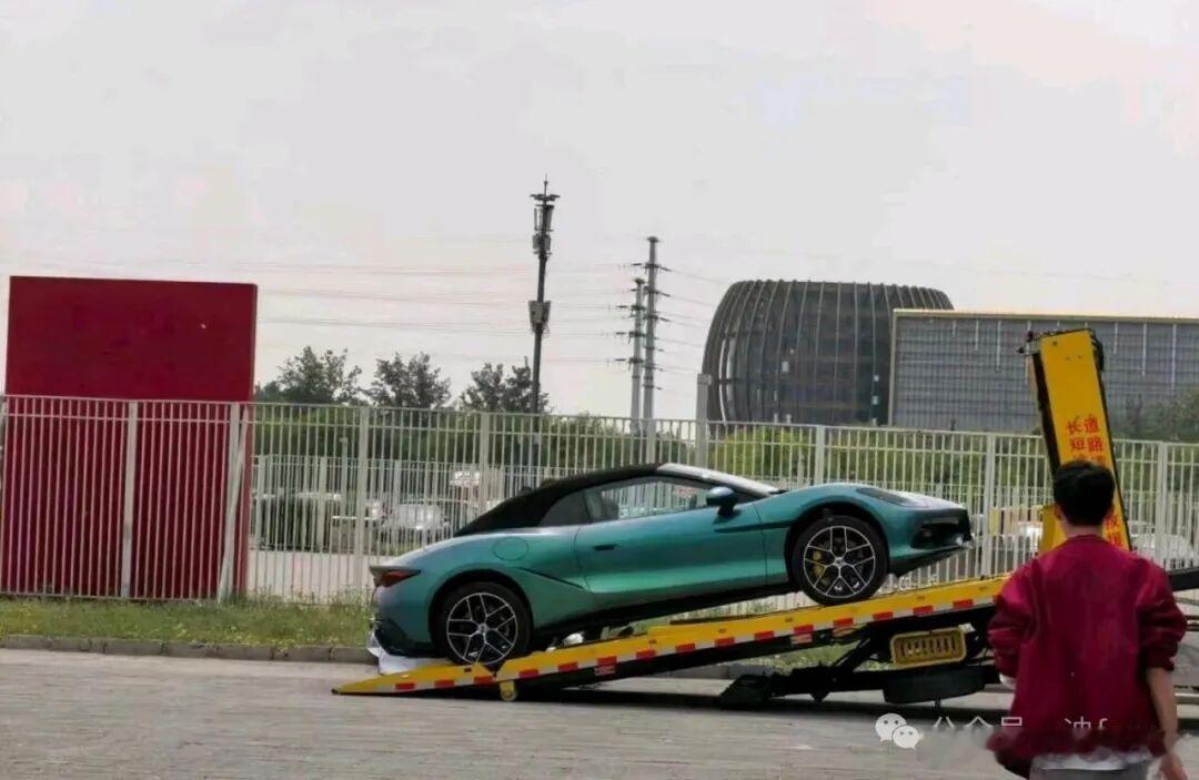 腾势 Z 敞篷跑车实车曝光，明天会在车展上首秀腾势Z腾势汽车2026北京车展