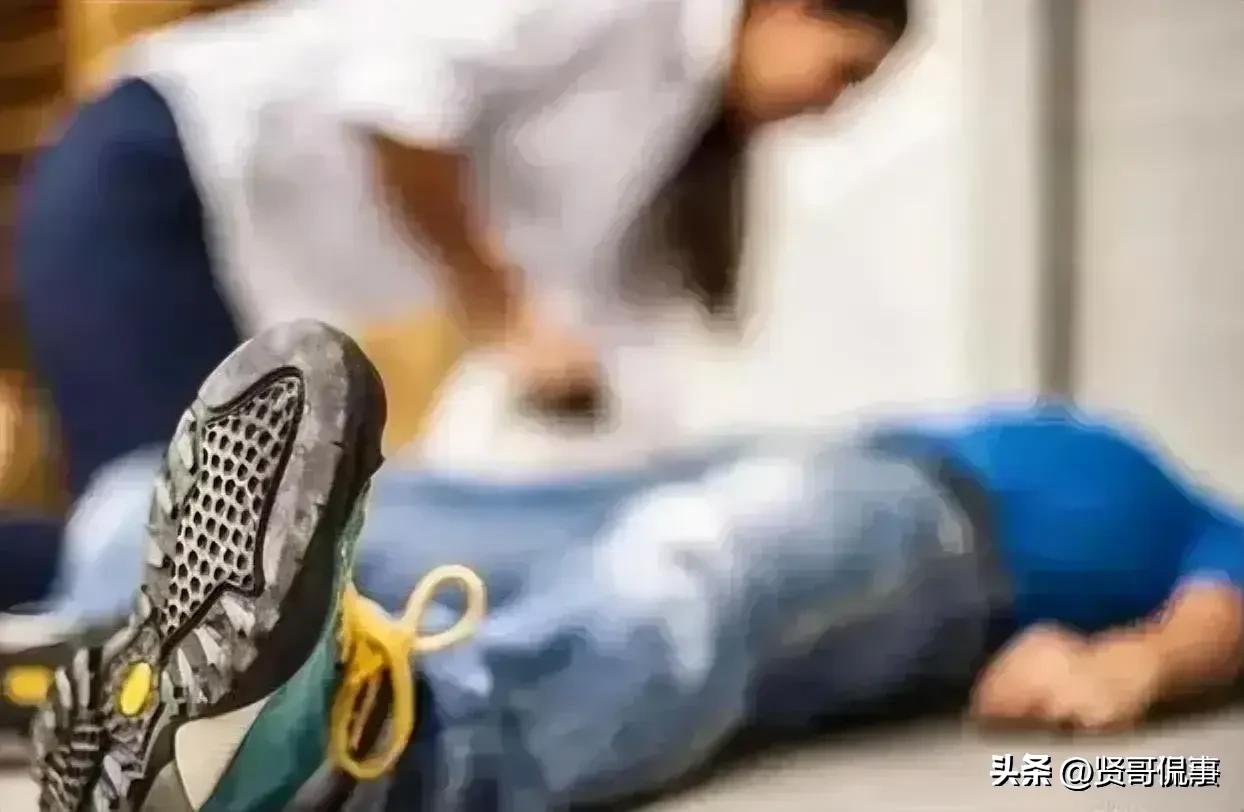 “不是谁死谁就有理！”内蒙古，一已婚男子在朋友家吃饭喝酒后，又和在一起喝酒的女子