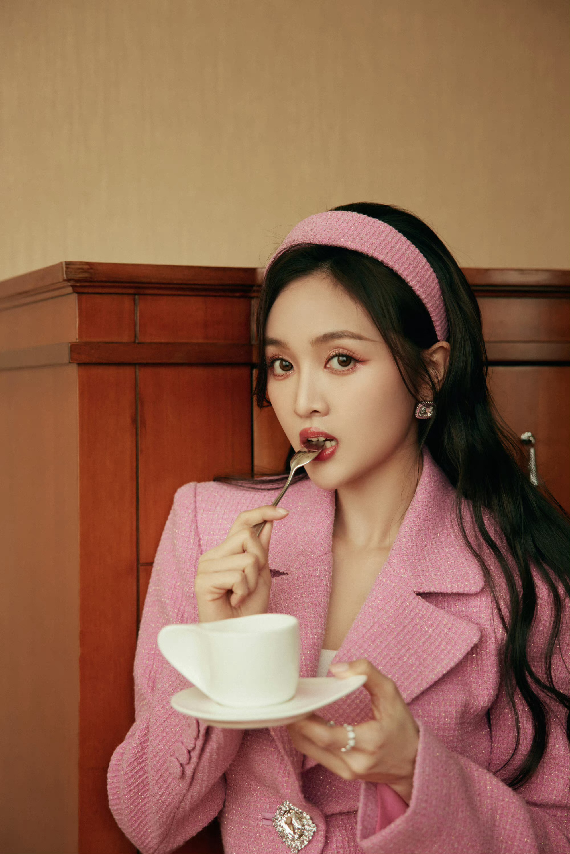 #吴宣仪[超话]#🩵 #恭喜吴宣仪超话发帖量破300万# 🩵#吴宣仪五福临门