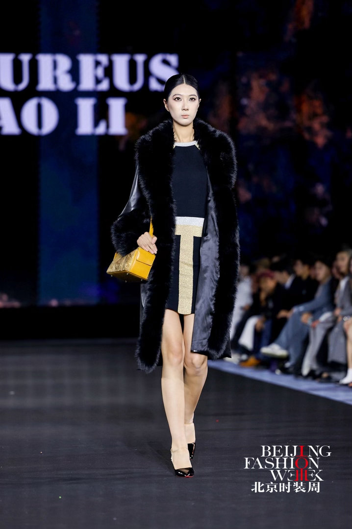 北京国际时尚盛典正式拉开帷幕，主题为“融曜新生”，汇聚中国与意大利两国时尚资源。