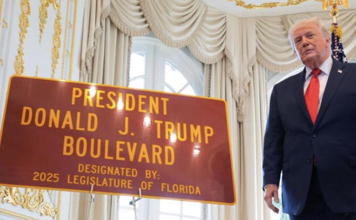 在美国政治传统中，总统的荣誉命名通常出现在卸任之后。然而，佛罗里达州棕榈滩近日见