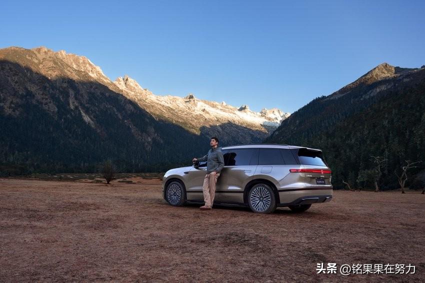 9X最近开启预售了，32.98万元起。说真的，这个价格一出来，感觉增程旗舰的门槛