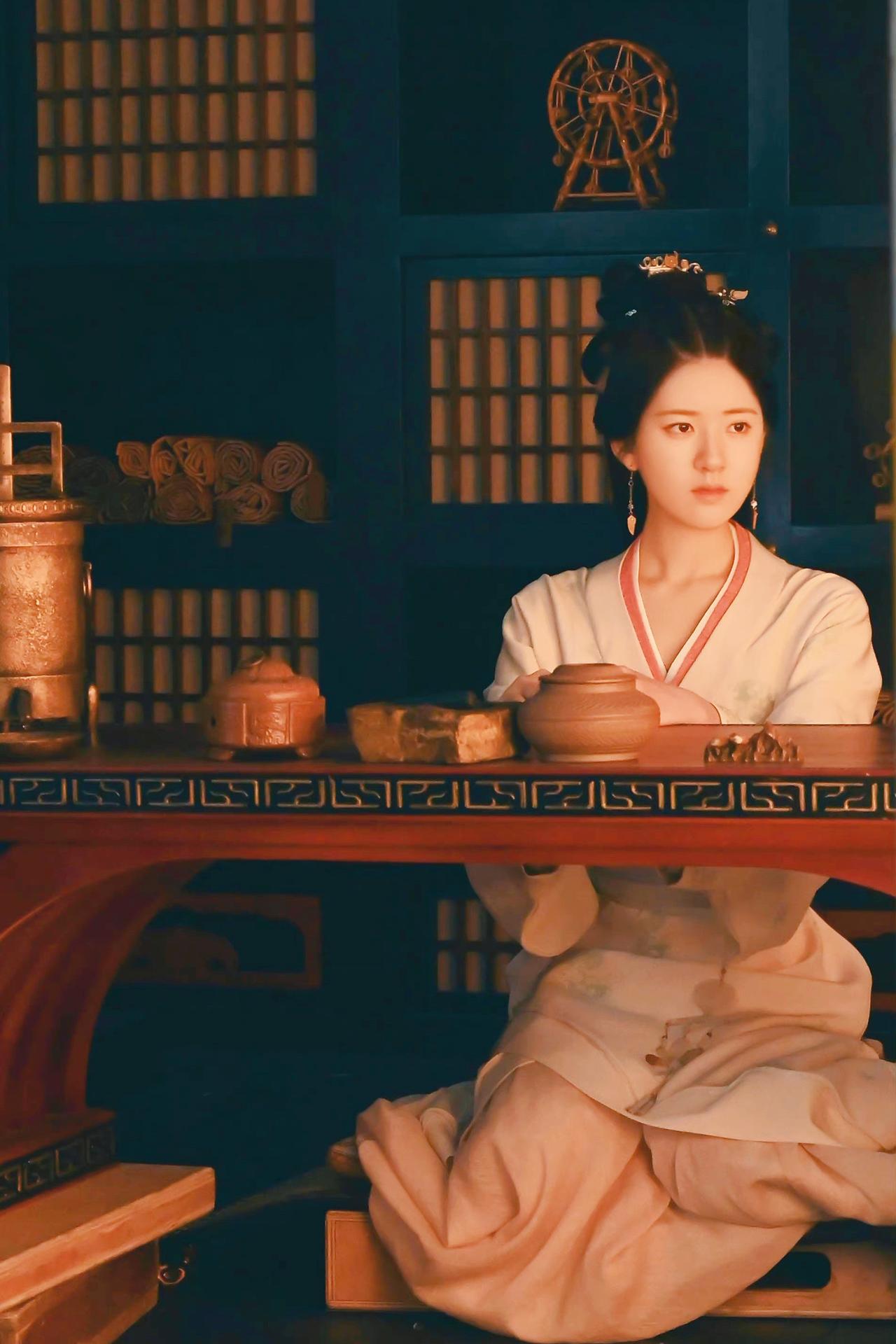 读到一句深刻之语：

“成年人的离别，宛如悄然退场的舞台戏，没有喧哗，没有挣扎，