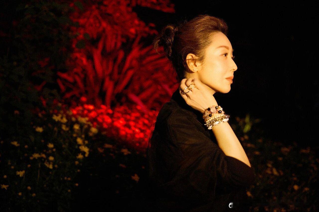 孙悦 从《祝你平安》到《温暖你我》：三十年后，孙悦把歌唱成了人生 《温暖你我》的
