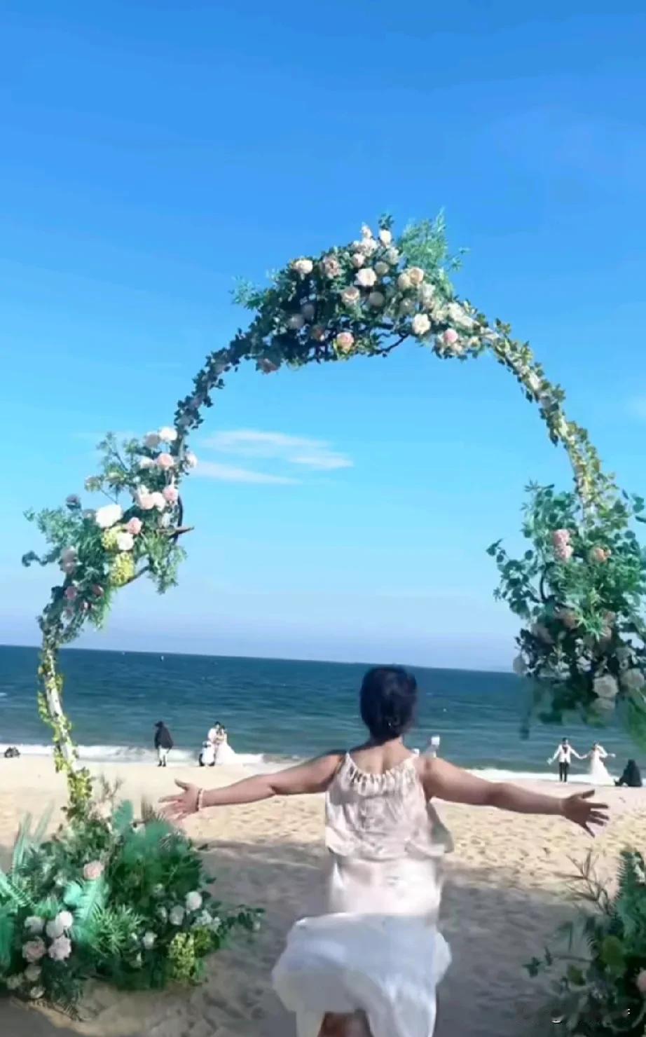 #大地之旅深圳站#6️⃣
被称作中国巴厘岛的深圳玫瑰海岸，太美了！
美丽的海景，