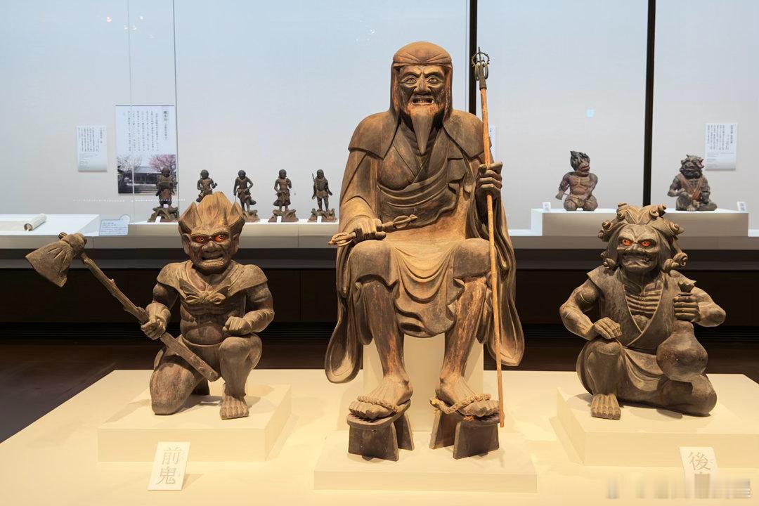 奈良国立博物馆特展“吉野大峰”，展期为4.10-6.7。明天即将开展。吉野山以金