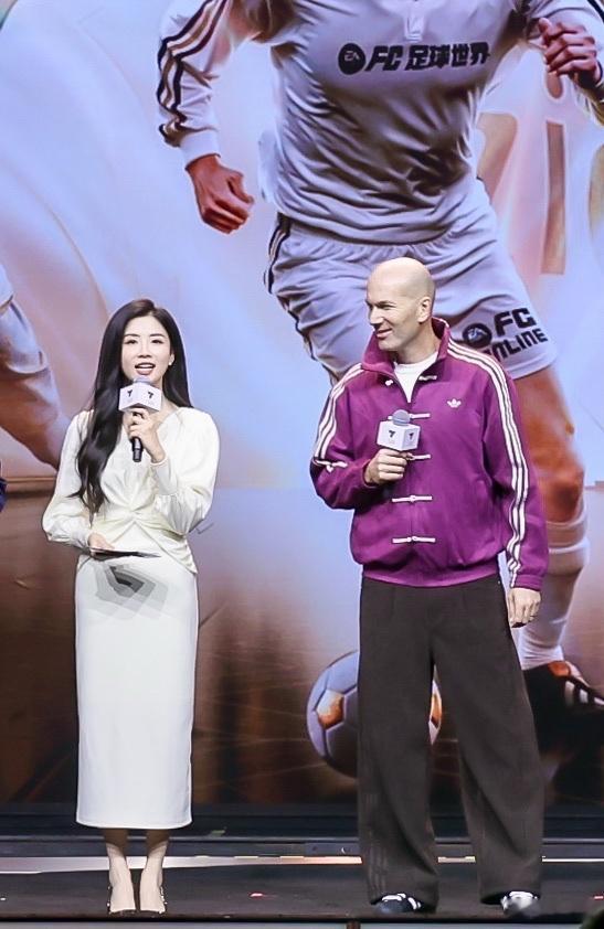 今天和齐达内握手3次，这个手我是不打算洗了V我50握手，约等于他齐达内