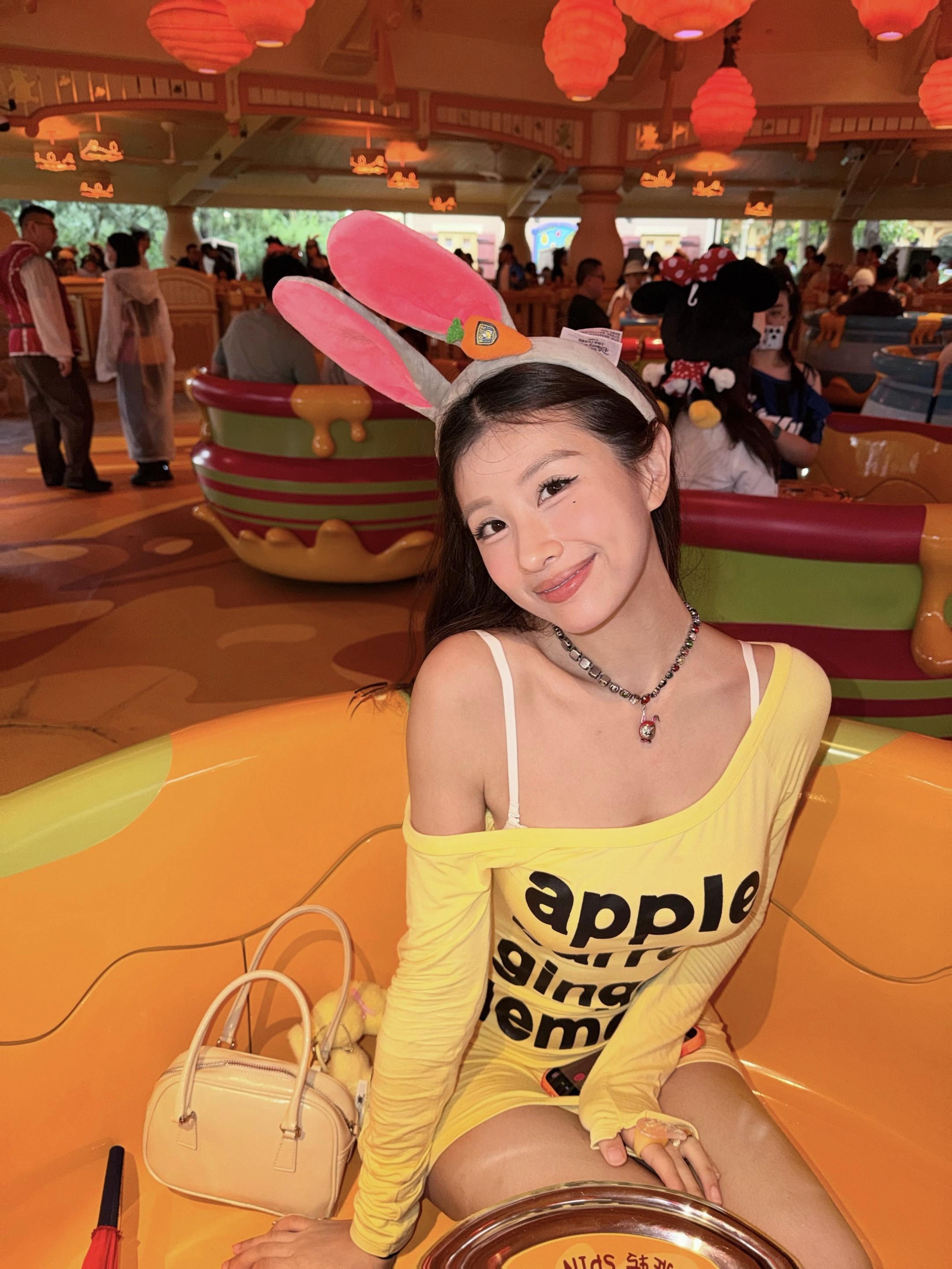 无法与迪士尼分手的女人。