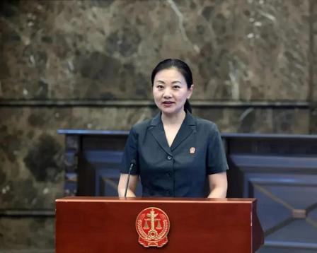 联合国向全世界公布，成功当选联合国上诉法庭法官的中国女法官张玲玲，将于2026年