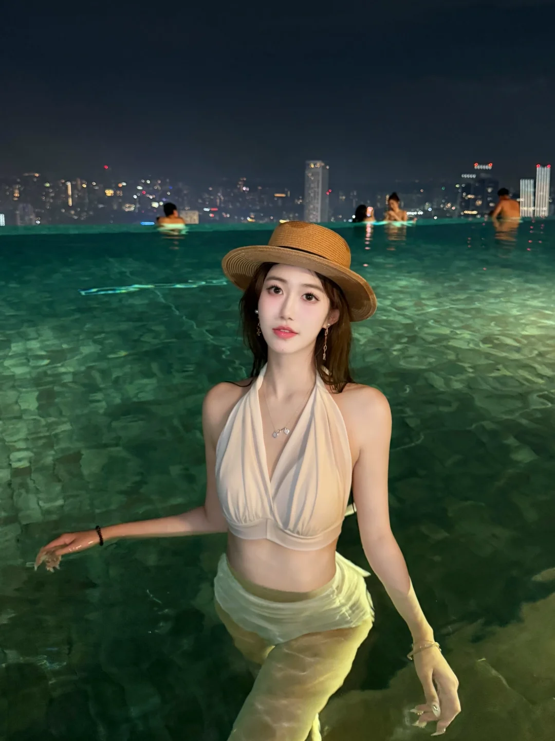 好女人得到名声 坏女人得到一切