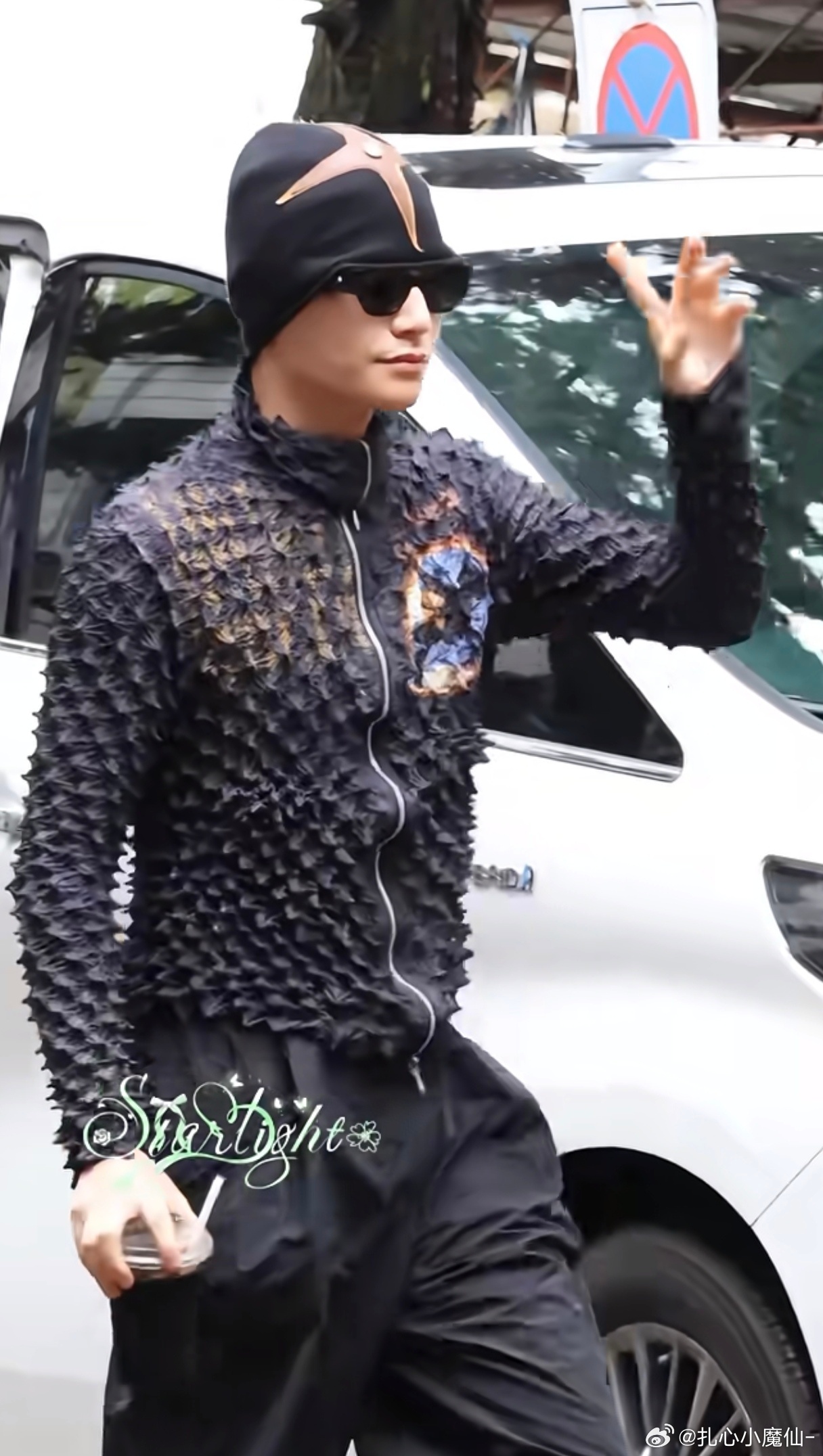 丁禹兮放弃横店走秀叭，你不适合