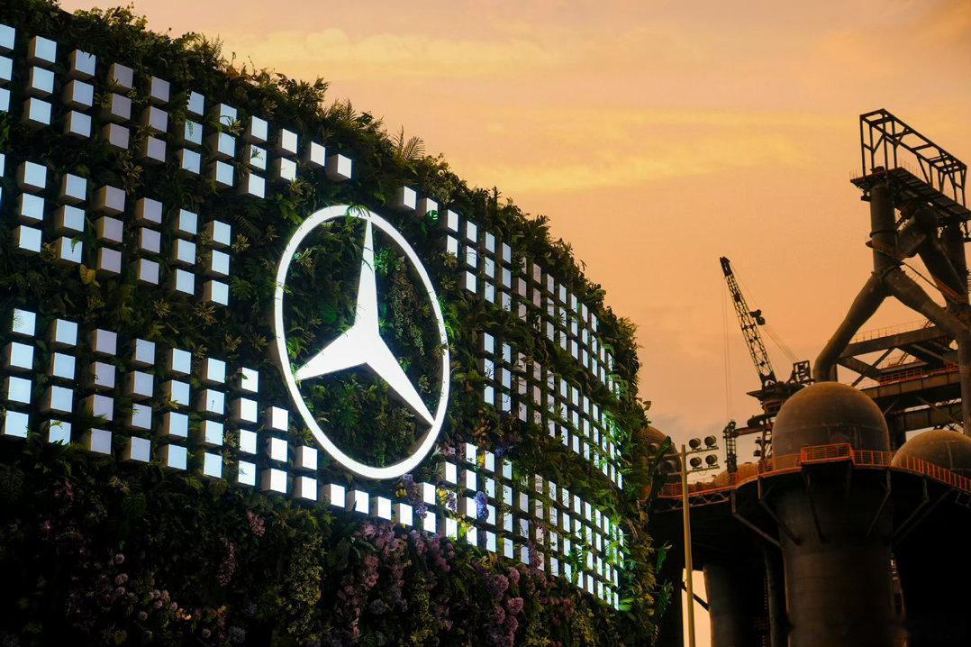 纯电GLC太全面了 想要一台兼顾商务体面与家庭远行的纯电SUV，选奔驰纯电GLC