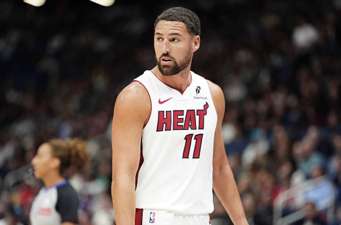 NBA[超话] 克莱·汤普森谈到那些认为他已经不是从前那个球员的人时说：“我不在