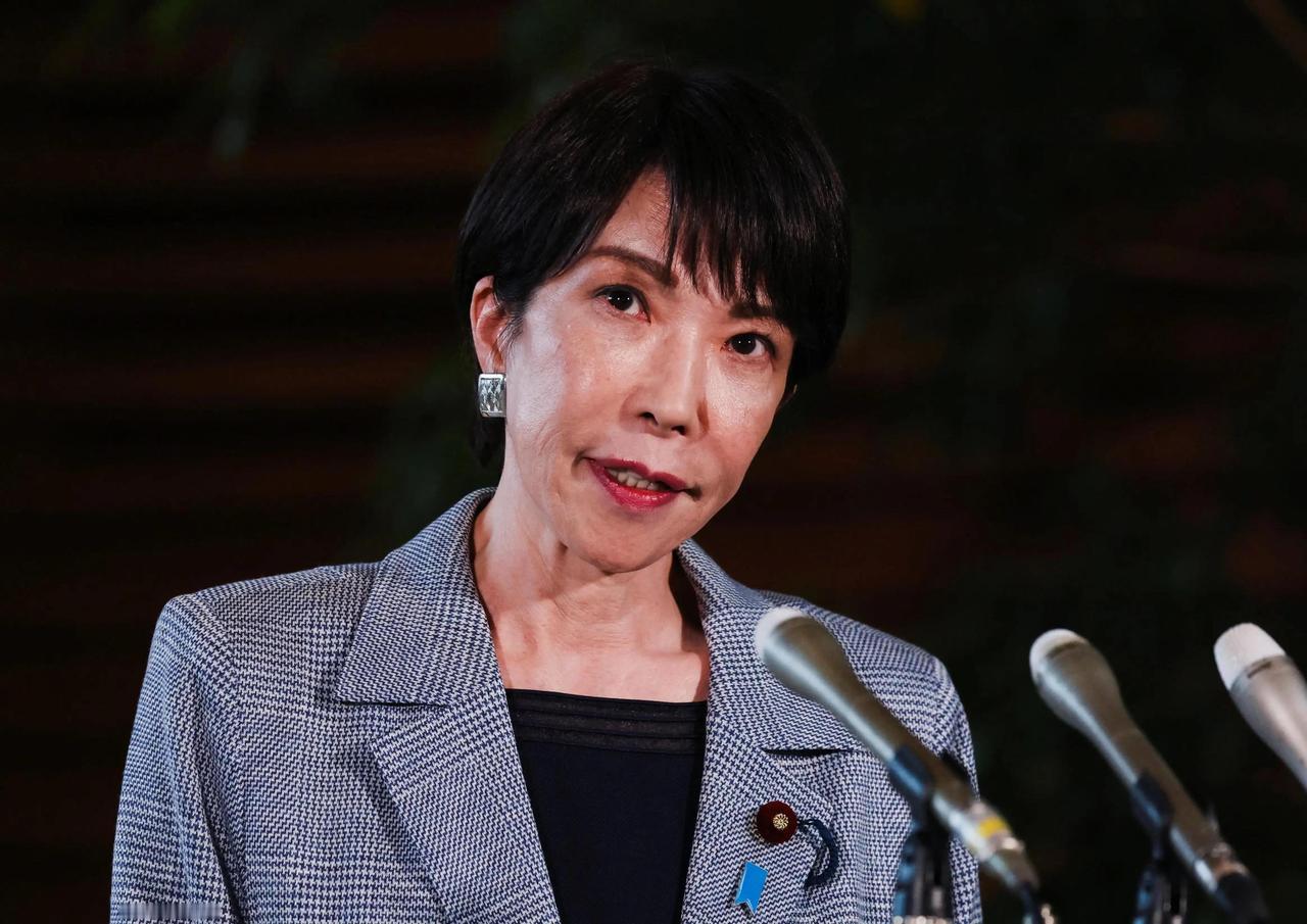 中日要有重头戏了？日本外相碰瓷中国失败后，高市早苗亲自上阵。
 
7月22日，菲