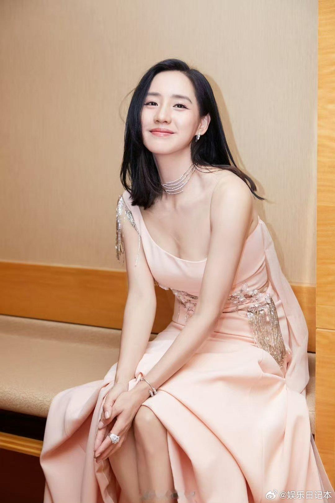 王智玩游戏骗过了黄子弘凡一见你就笑黄子弘凡：我以为在玩游戏，结果是被上了一堂演技