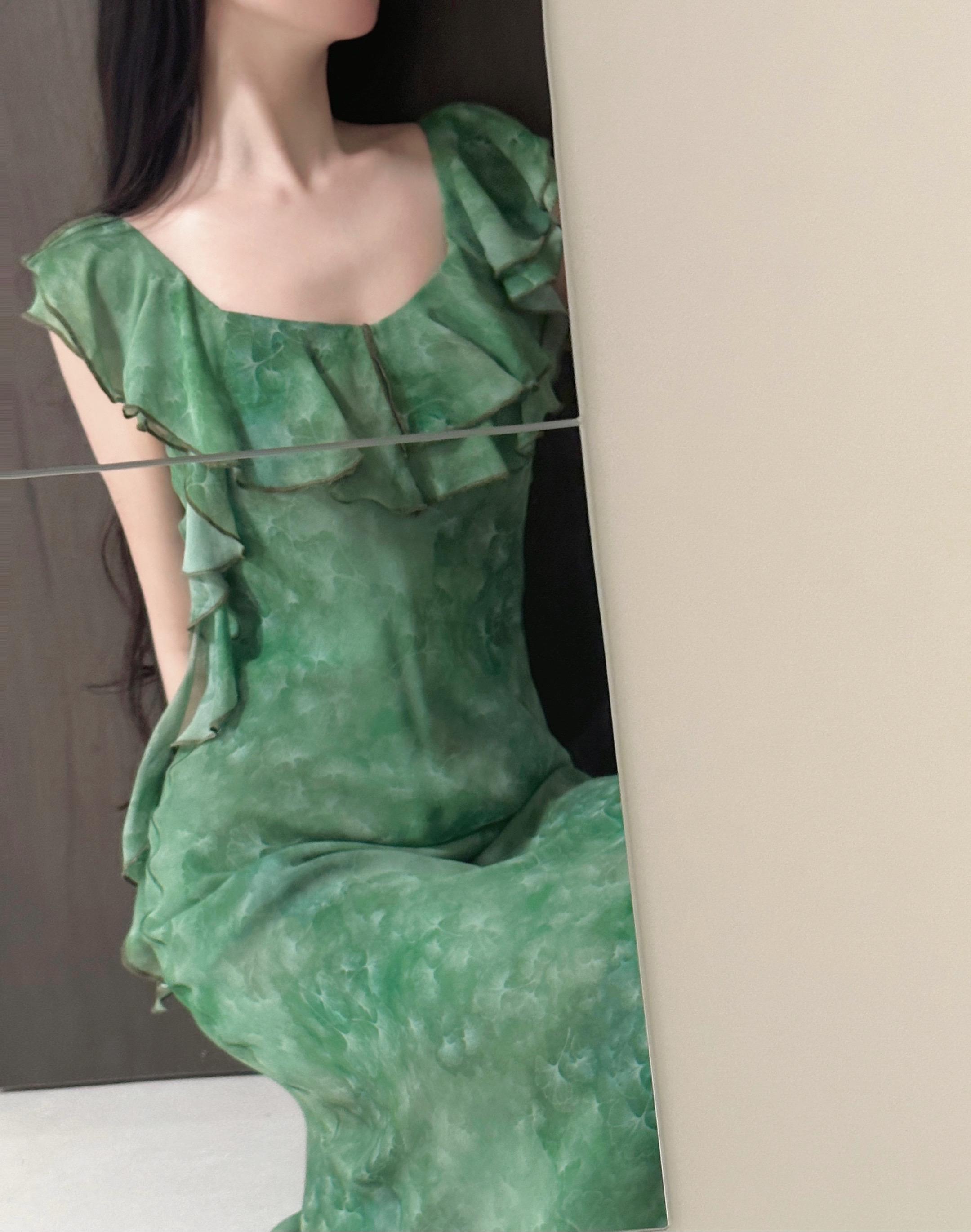 收到了美丽的裙子。连衣裙