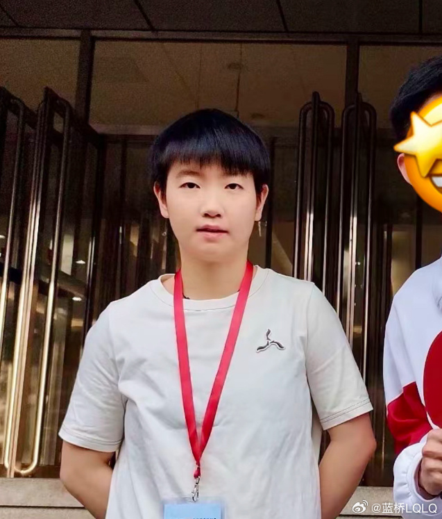 小莎🤏🏻 