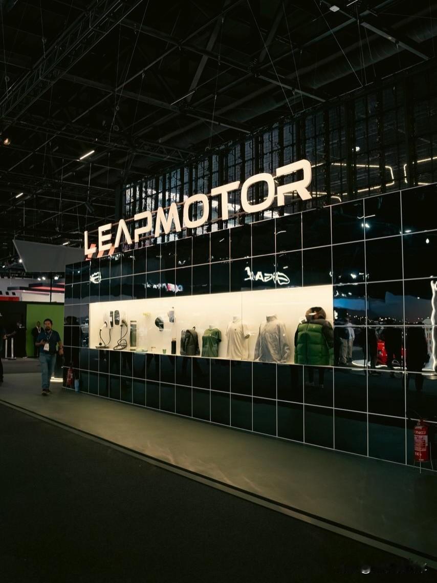 让巴西人感受中国新势力的魅力？零跑携三款畅销车亮相圣保罗车展！
 
最近几年，中