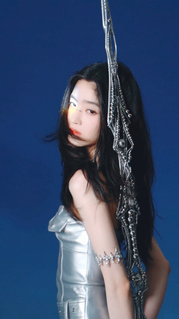 张凯莹2024都泡在剧组里了  张凯莹在《狐妖小红娘王权篇》与《佳偶天成》中的精