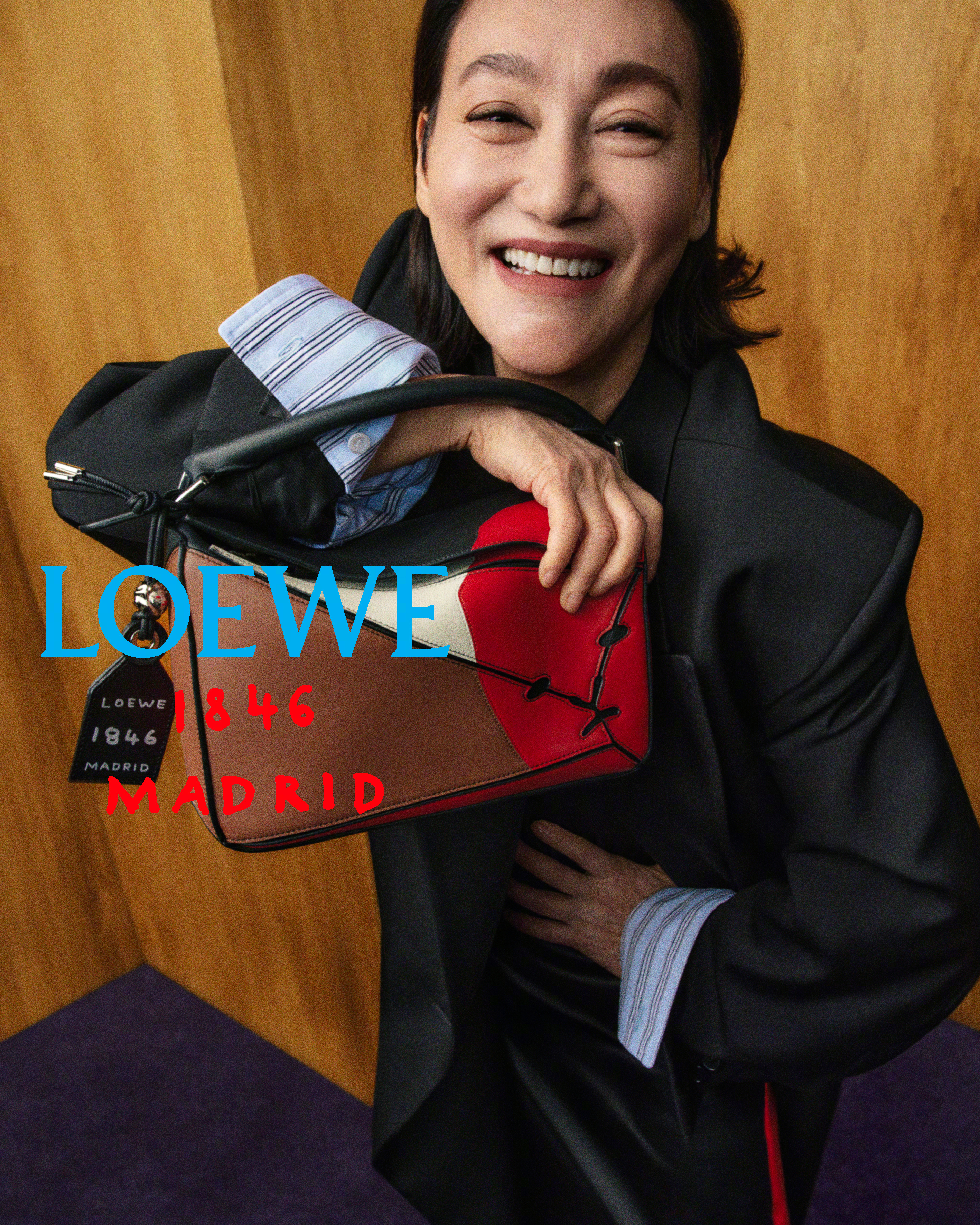 惠英红 出镜LOEWE 180周年大片演绎Amazona、Puzzle两大经典手