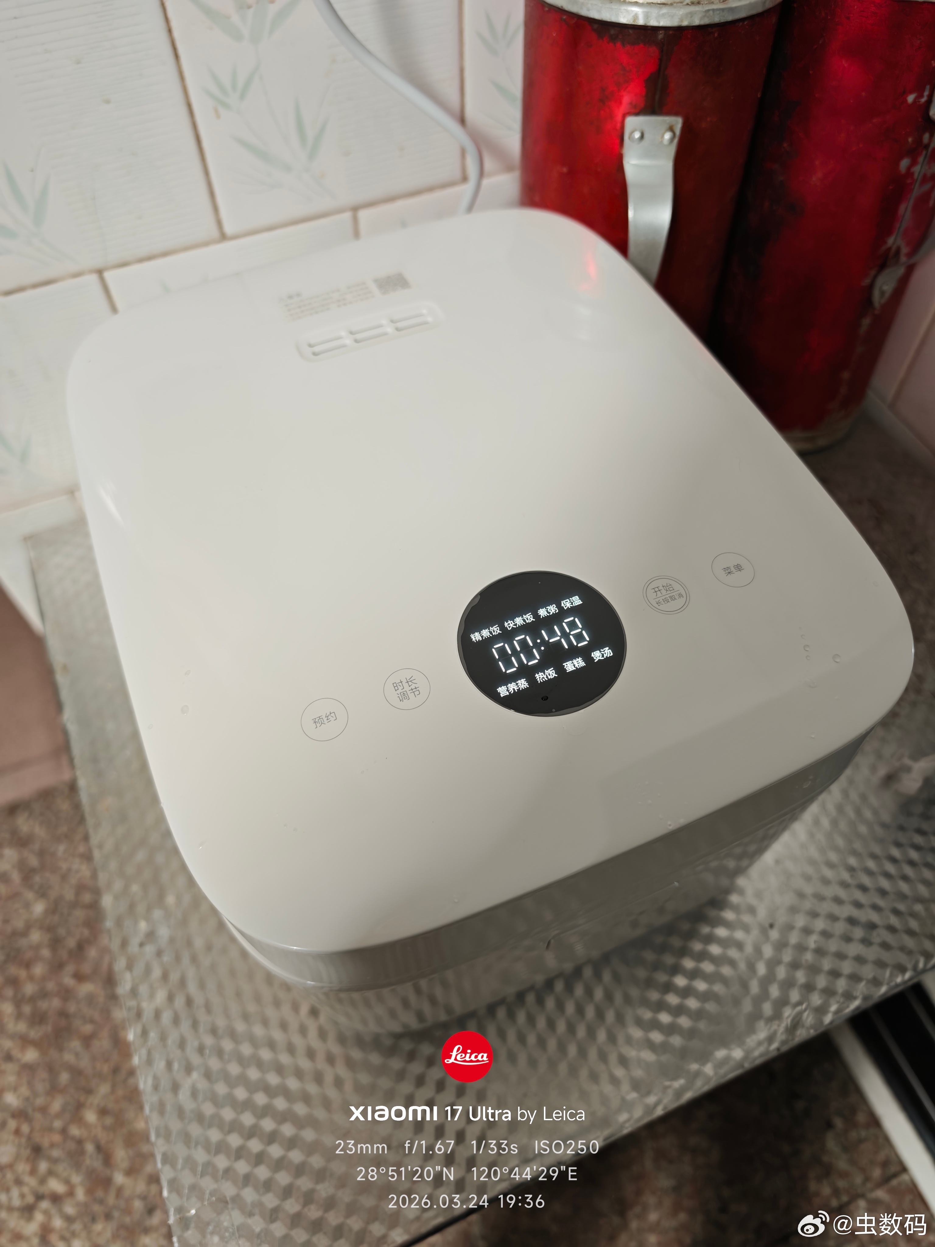 该批评的要批评，作为米家 IH 电饭煲第二代产品，竟然不能联网确实不应该啊！另外