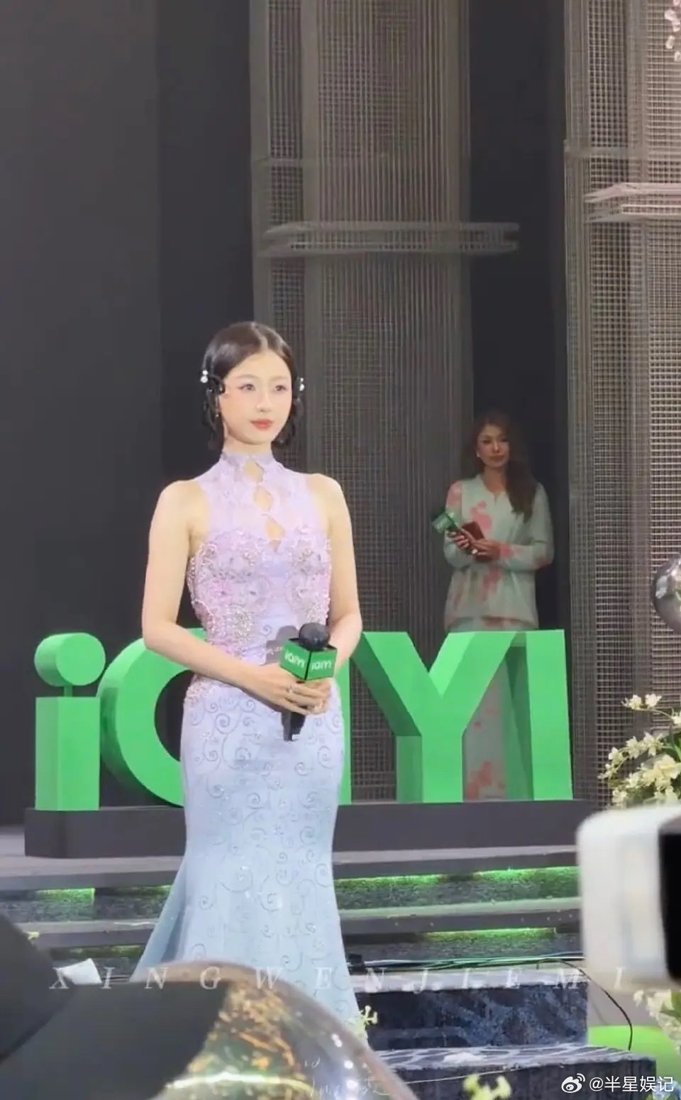 🐟的造型暴露了🐟的大头 