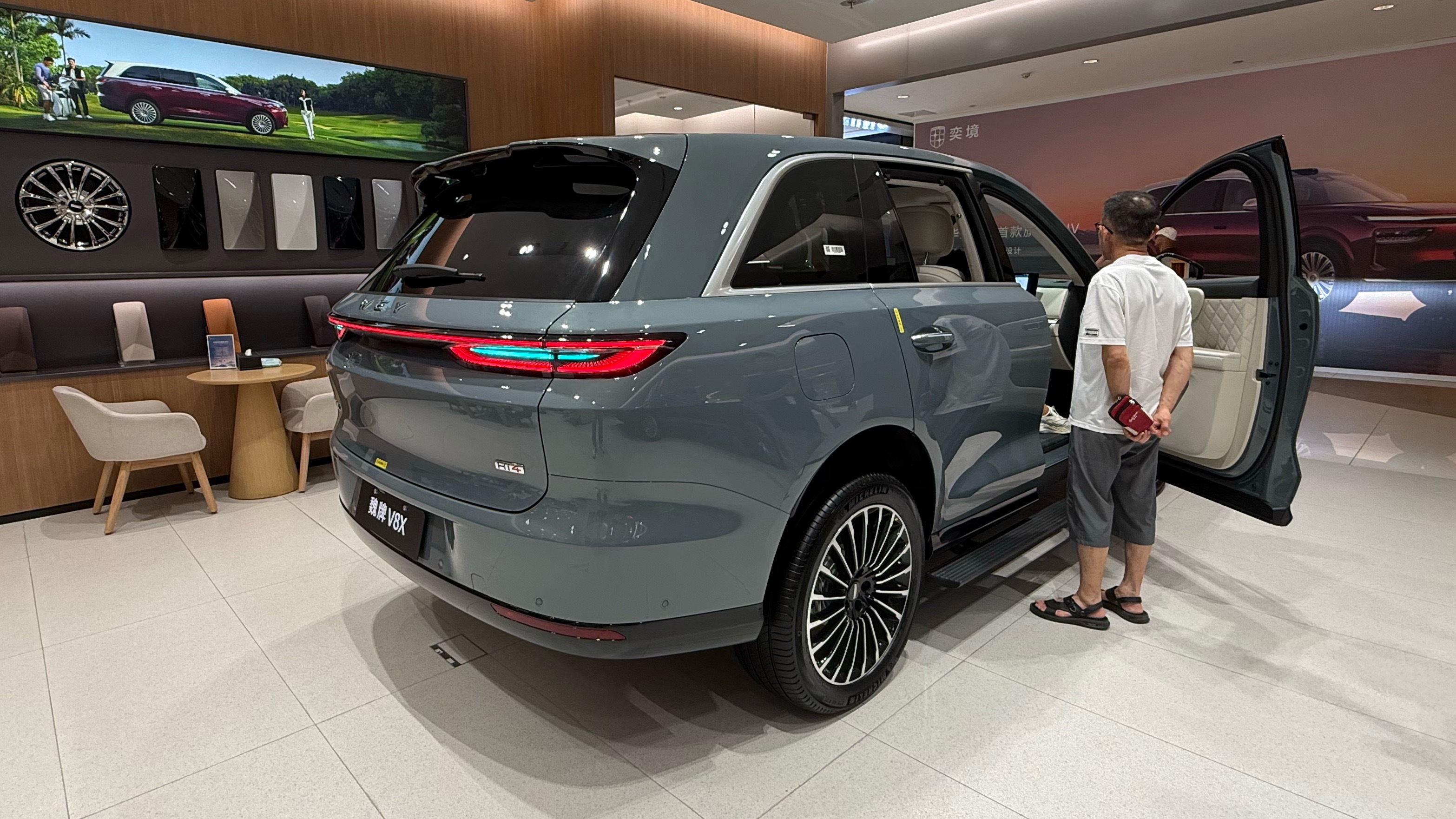 都这个点了，还有好多人在看魏牌V8X魏牌v8x我与汽车的日常汽车杂谈