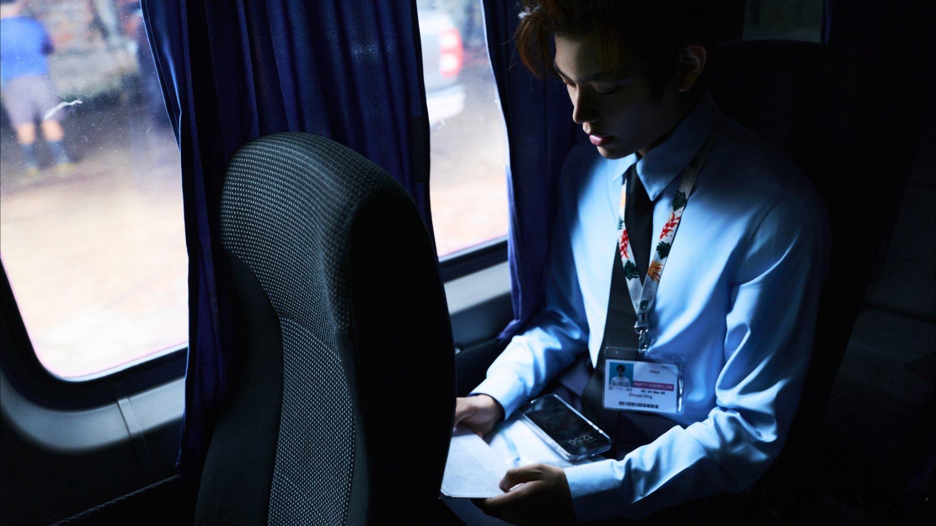 dyx 很多东西看久了都会腻，唯独你，越看越欢喜。