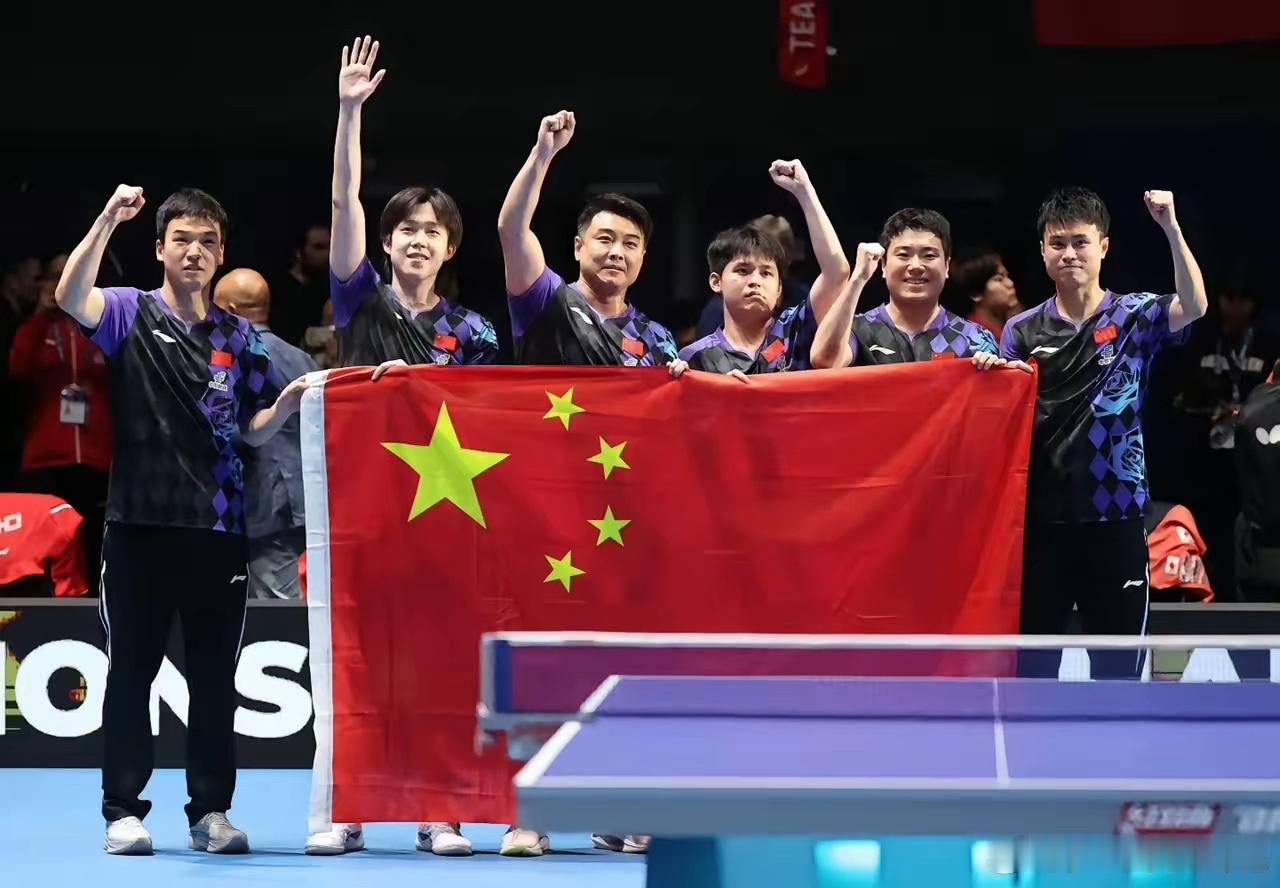 王楚钦出任国乒男队队长
乒乓世界的这个消息一出来，网上瞬间炸锅了，大部分人都在说