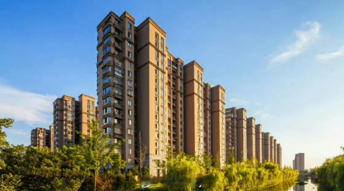 1年超200个小区遭物业撤场物业费问题确实让人头疼，很多人不愿意交，影响的是整体