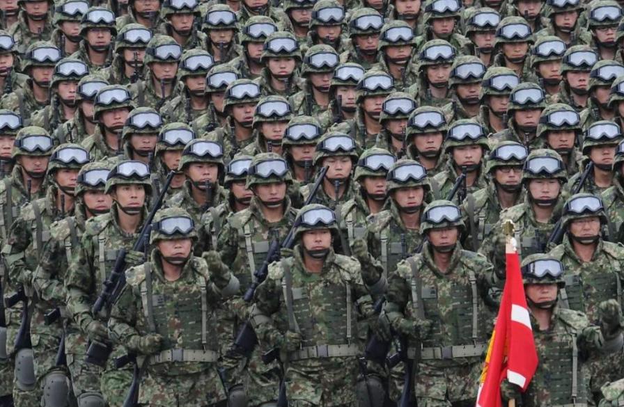 搁置数十年的战争相关工业体系，正在日本右翼势力推动下重新运转，但该产业发展存在无