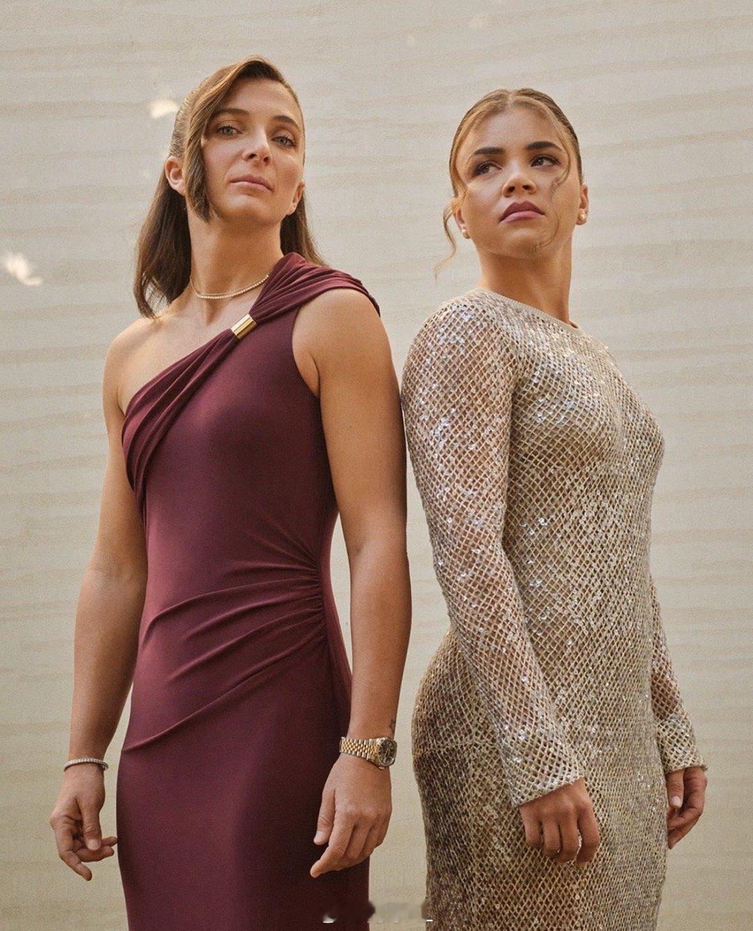 埃拉尼/保利尼 vs 谢淑薇/奥斯塔彭科，这一场年终女双正在开打，目前谢/奥先拿