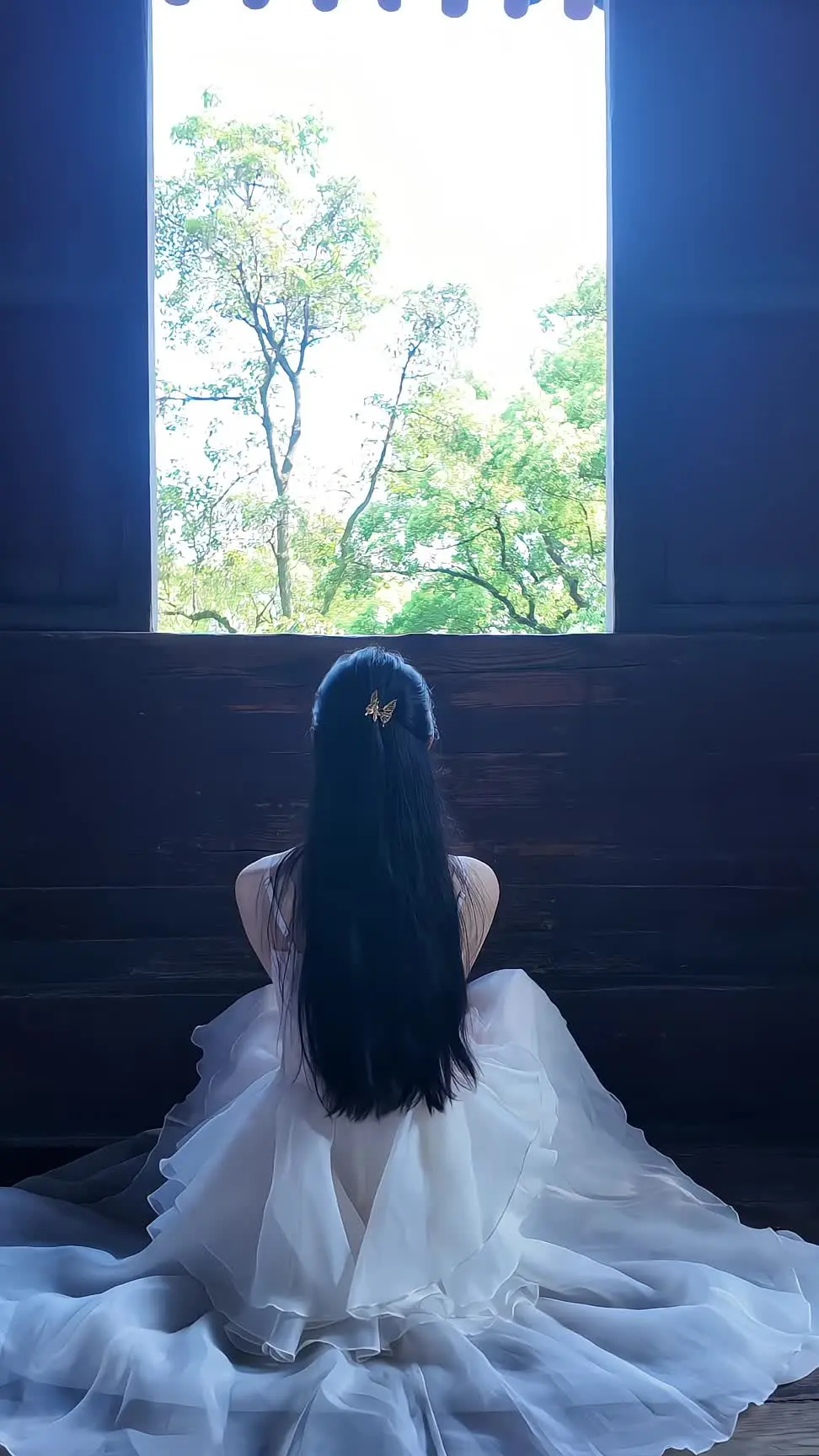 地陪日记：“她说想去六和塔” 帮宝子拍了好多照片，虽然宝子不是很适应视...