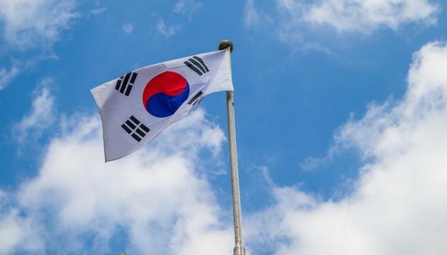 乌克兰与这国紧张关系再升级
10月20日，韩国政府决定从驻乌克兰大使馆撤回部分外