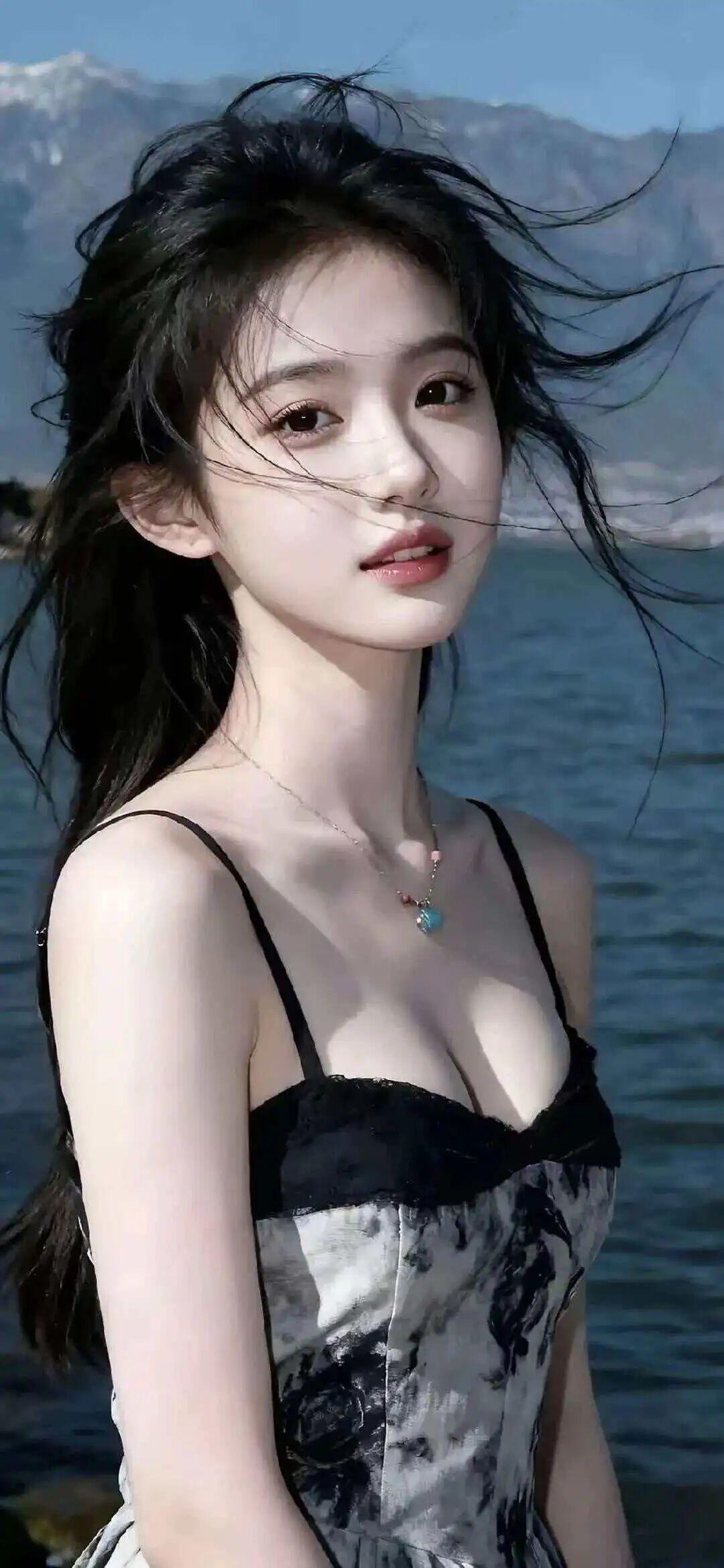 ?
昨天创业板盘中一度近2%，收盘涨回来不少。但个股4078家下跌，中位数-1.