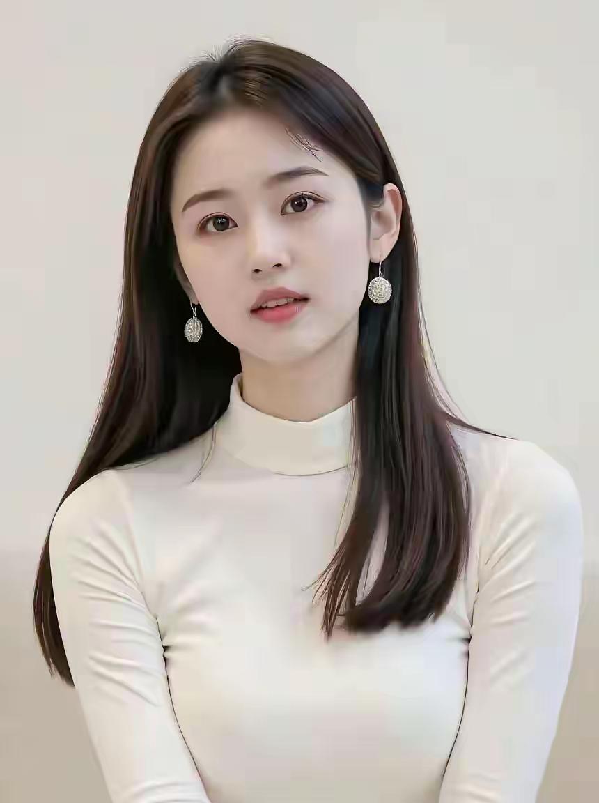 优雅白衣少女，散发迷人魅力🍀🌸🌴