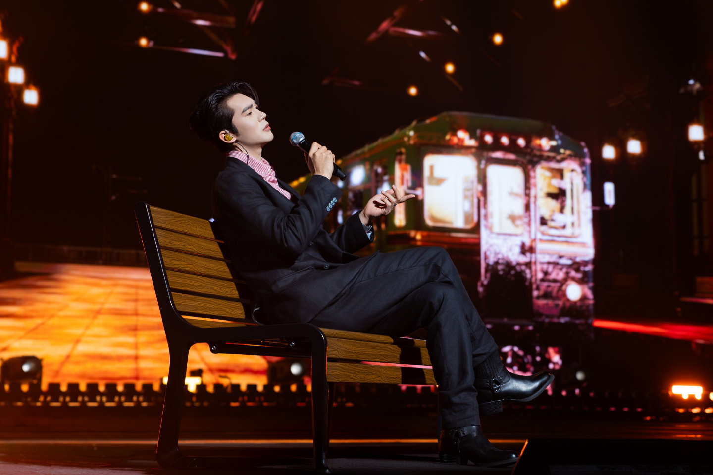 看完于适演唱会完全热恋期于适演唱会少看一场都是遗憾演唱会后遗症：看完于适彻底热恋