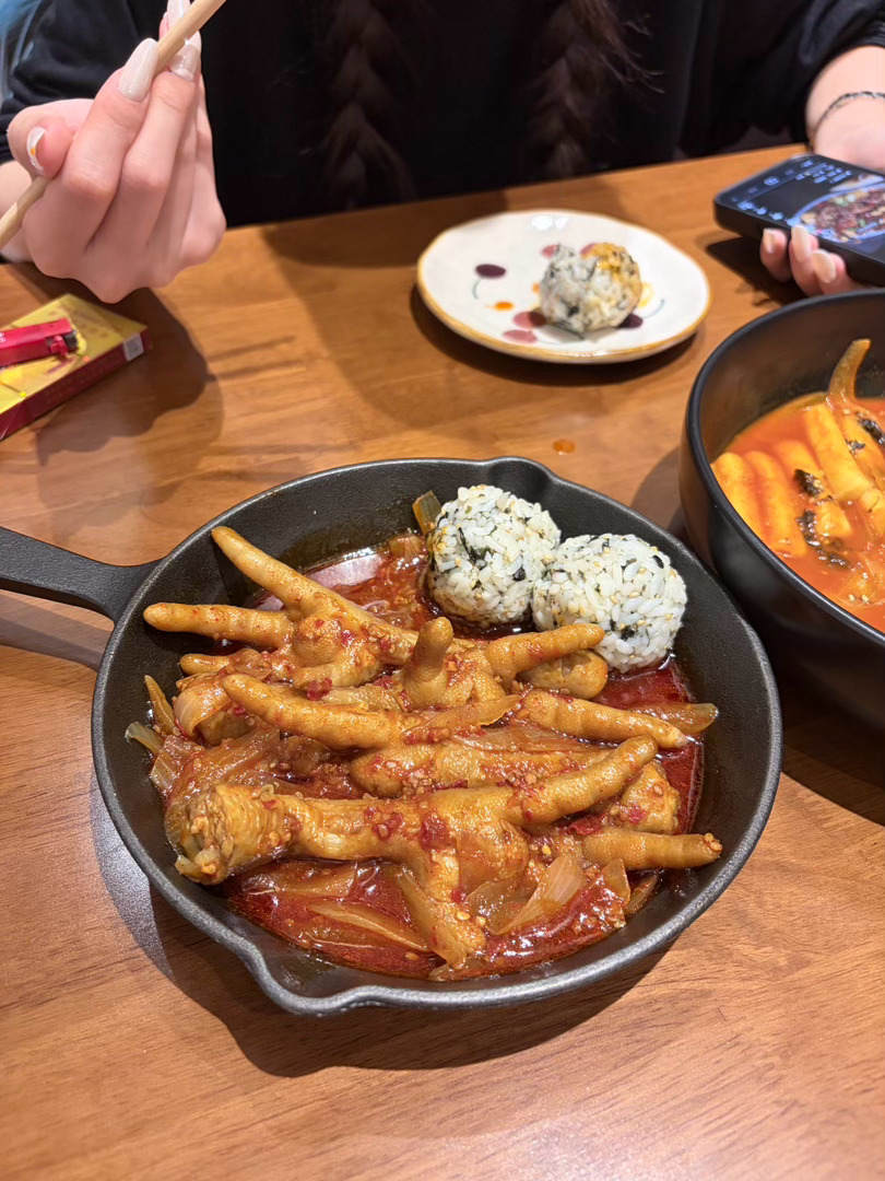 所有人保持口腔干燥