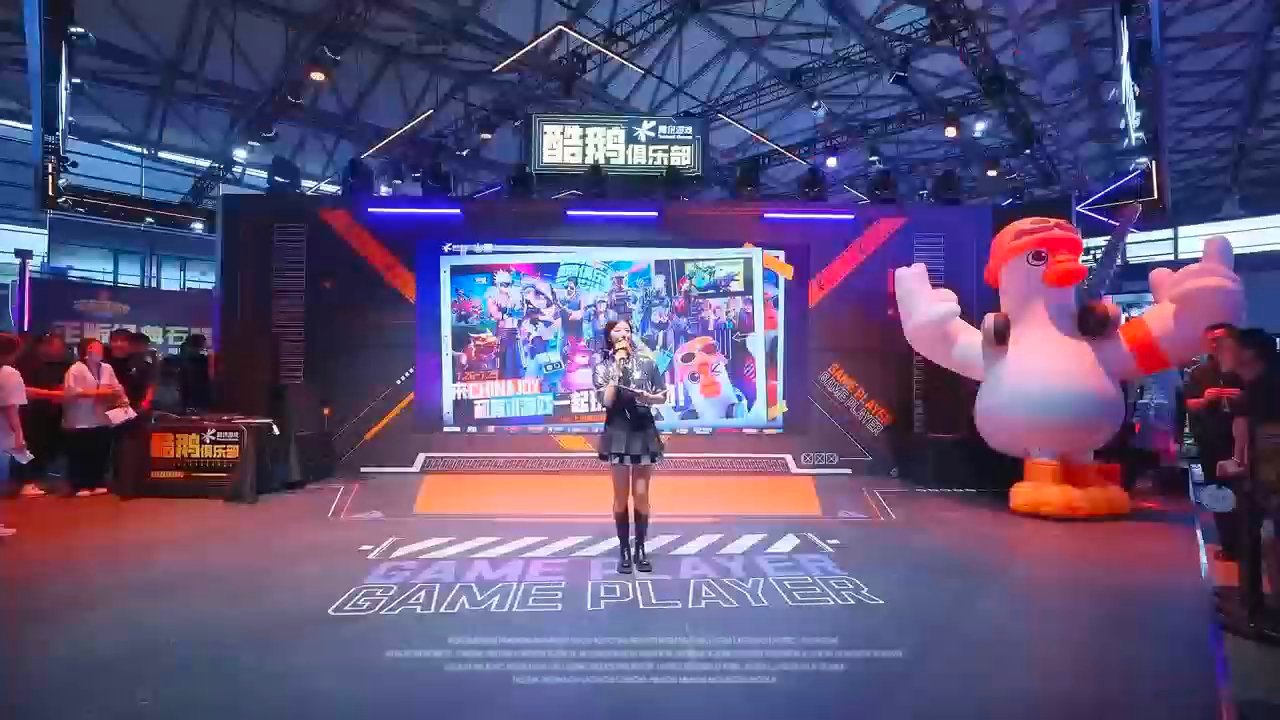 #出道舞台变滑跪舞台##TXYX宠粉行为大赏# CJ现场TXYX真的绝了，咱就是