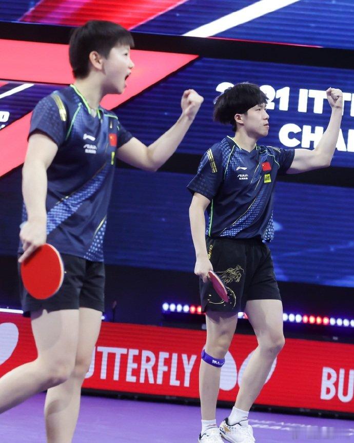 孙颖莎王楚钦夺冠后拥抱休斯顿的风吹过德班吹到了多哈 🏆从休斯顿到德班，从德班再