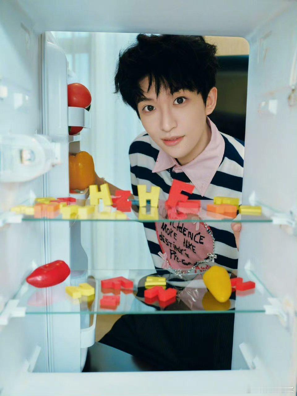 何炅黄子弘凡玩具总动员5中文主题曲 夏日欢乐预告已送达✨  倾情献声《玩具总动员