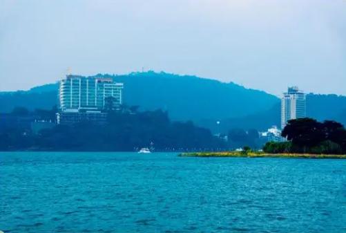 趁俄乌打仗、欧美分心时收台？这个看似“最佳时机”的背后，藏着一笔更大的战略账
 