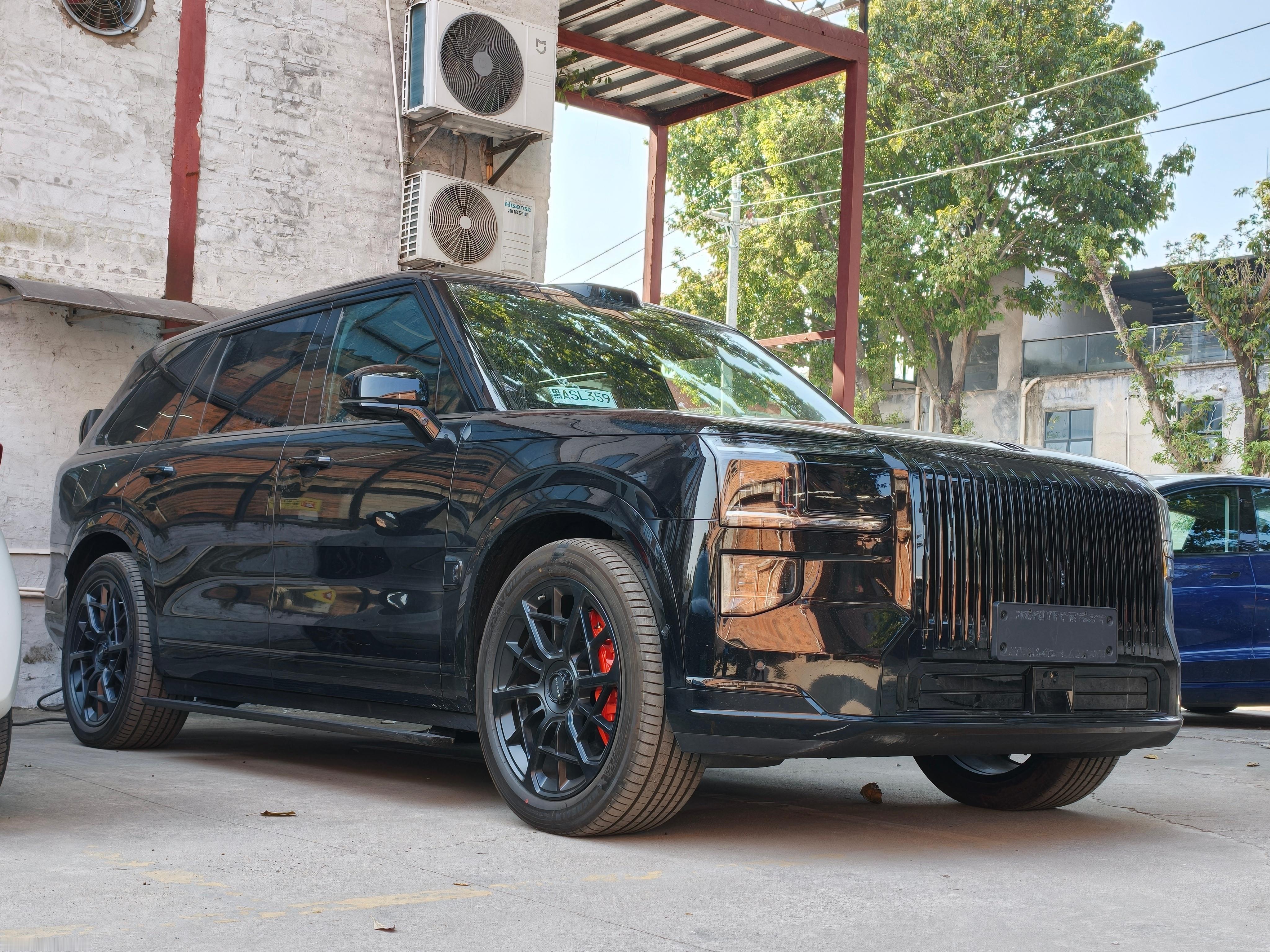 刚到一台9X试驾车，太尊了，Bo姐说想要