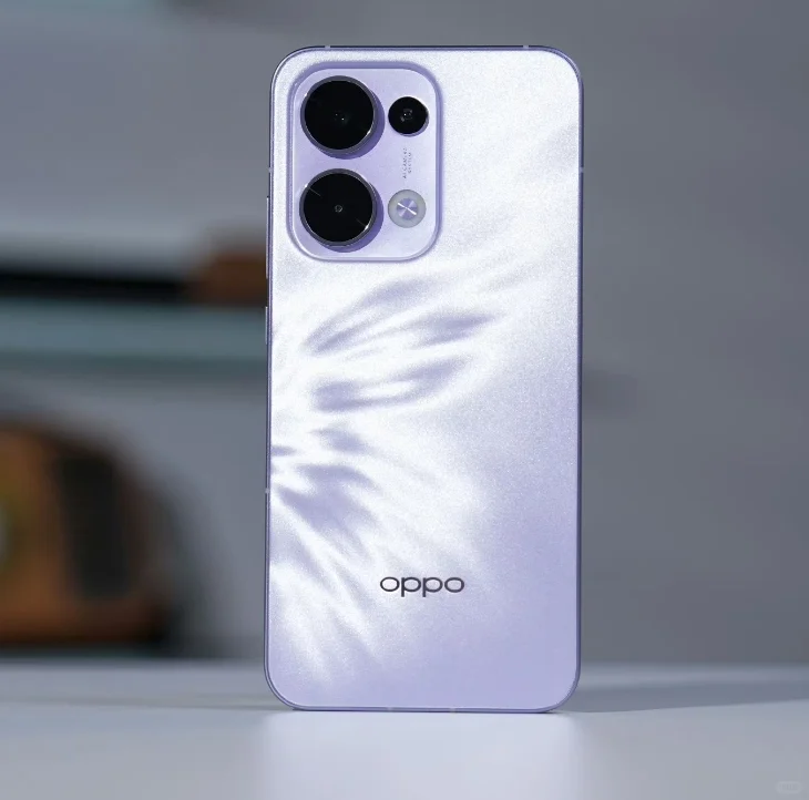 OPPOReno13正式发布，全程看完后宣布价格我沉默了。本来觉得这应...