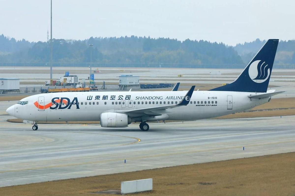 长春飞青岛，这趟航班有点意思！一架737，在平度上空硬生生转了N圈。乘客啥感受？