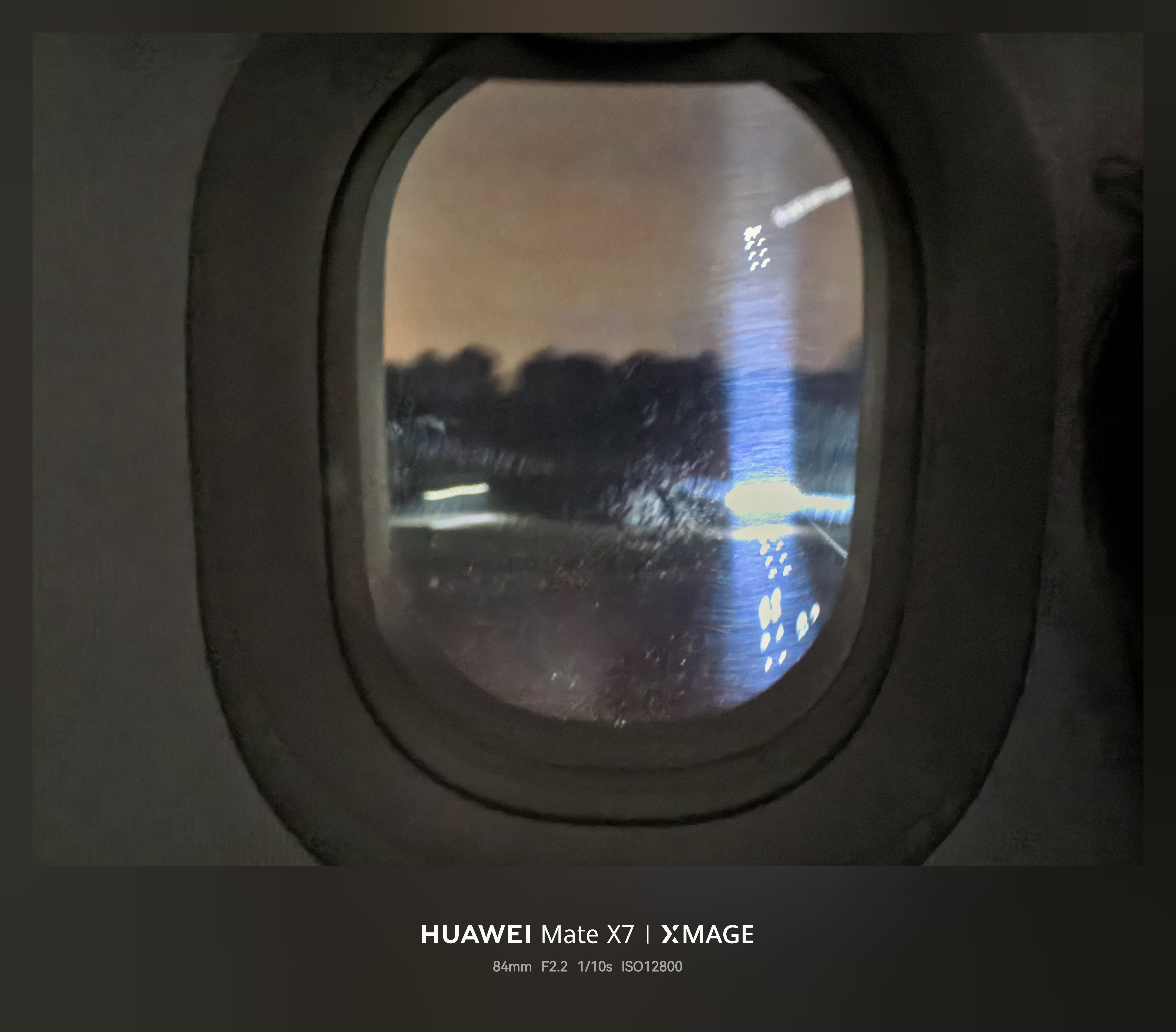 这么多年，第一次遇到飞机降落失败，拉起来复飞的情况，即将落地的瞬间，突然爬升，绕