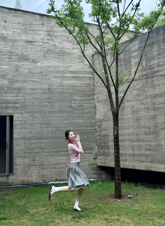 人类需要艺术和大树